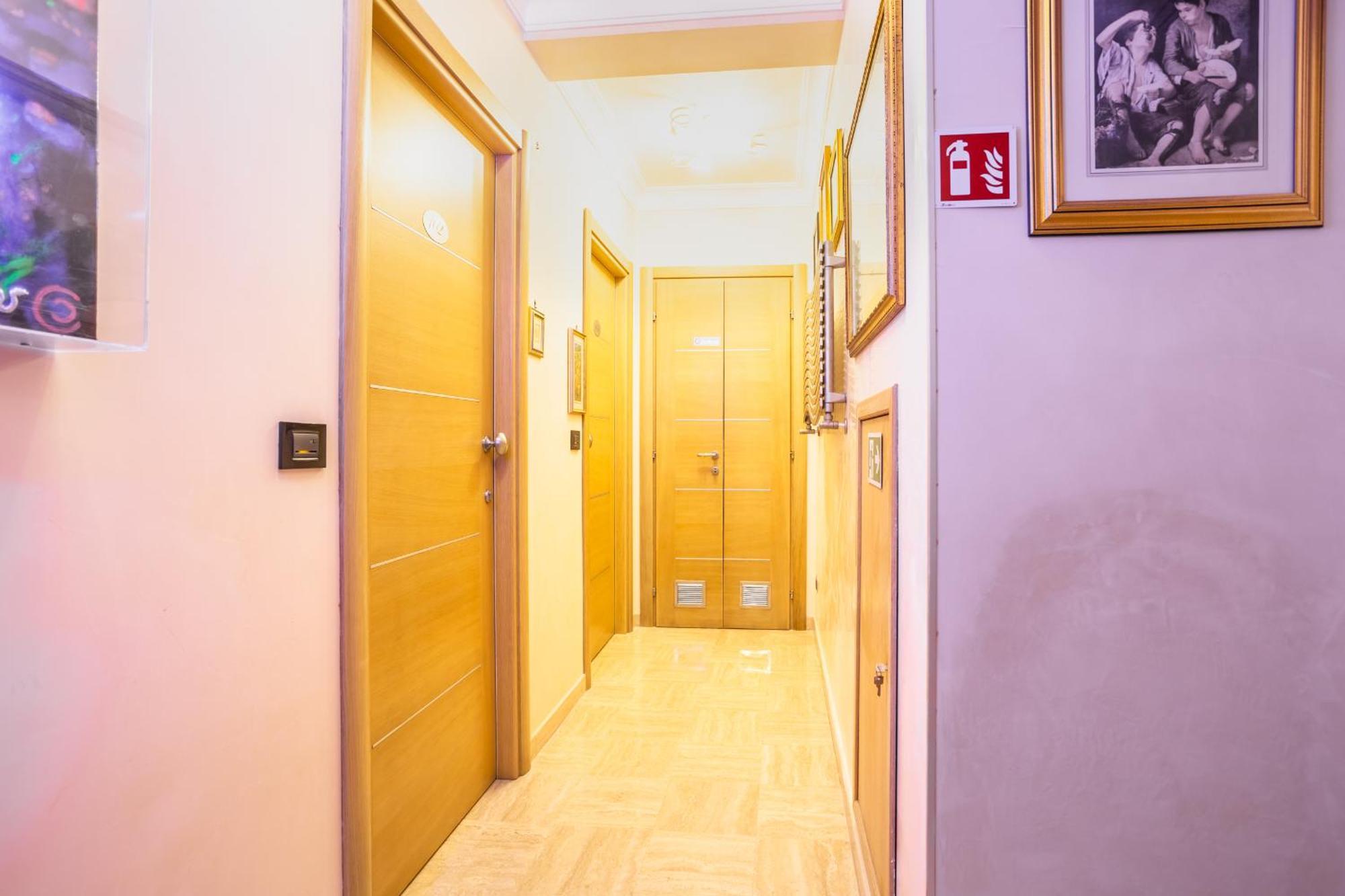 Luxury Inn Opera Rom Exterior foto